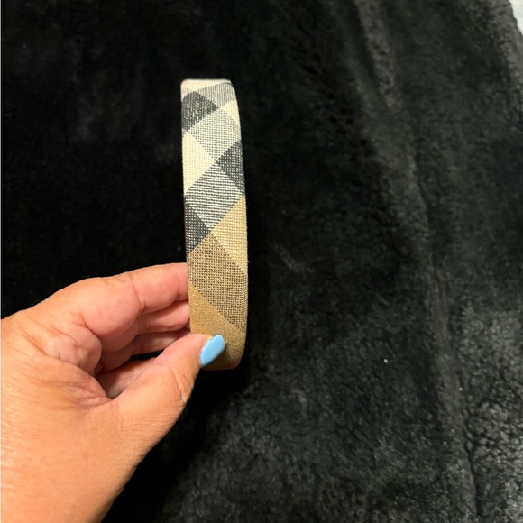 Authentic Burberry shimmer headband. - Picture 2 of 5